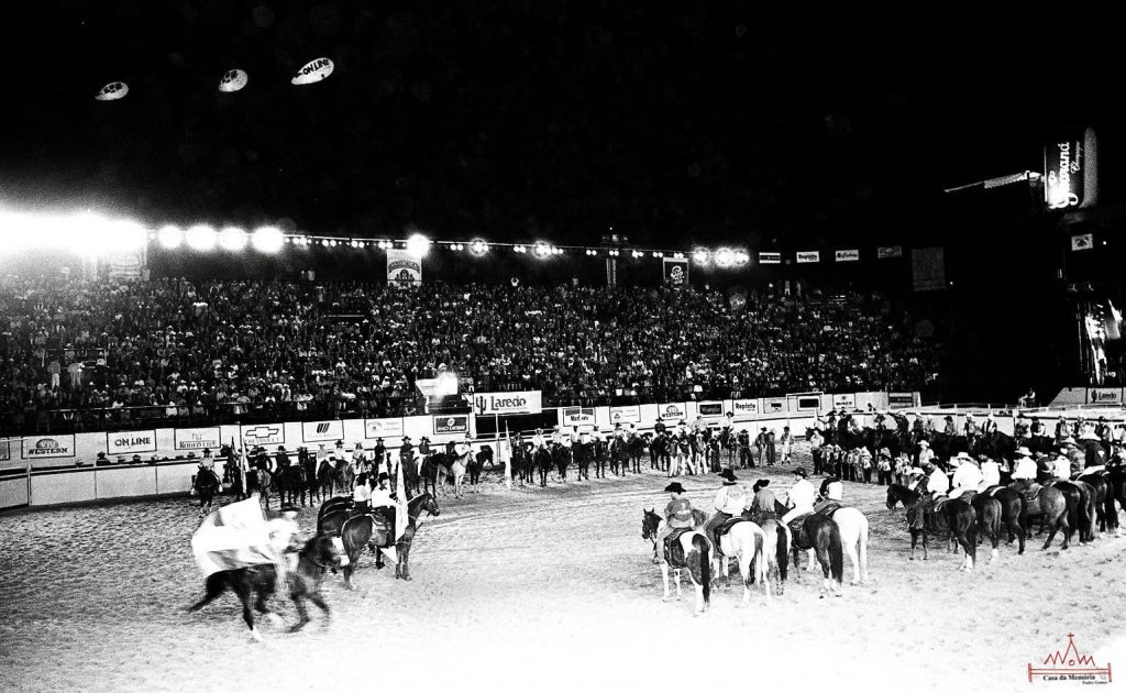 Shows e provas da segunda noite agitam rodeio de Jaguariúna 2021; FOTOS, Rodeio de Jaguariúna 2021