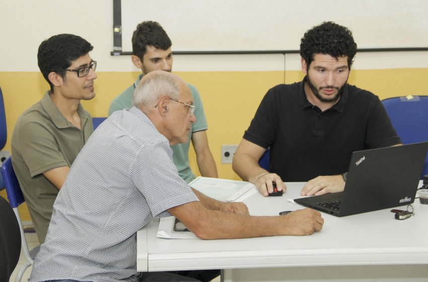 PRODUTORES DE JAGUARIÚNA PARTICIPAM DE MUTIRÃO DO CADASTRO AMBIENTAL RURAL