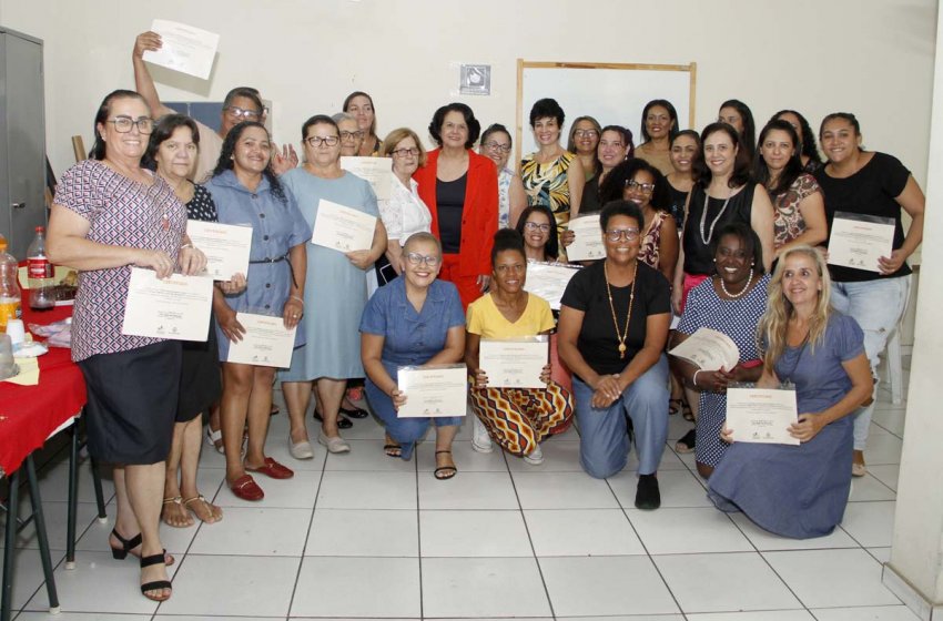 FUNDO SOCIAL DE JAGUARIÚNA REALIZA FORMATURA DAS ALUNAS DO CURSO DE CORTE, COSTURA E MODELAGEM