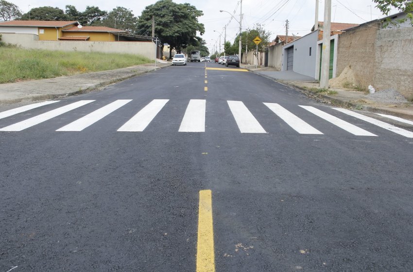 PREFEITURA DE JAGUARIÚNA CONCLUI RECAPEAMENTO NA RUA SOUZA