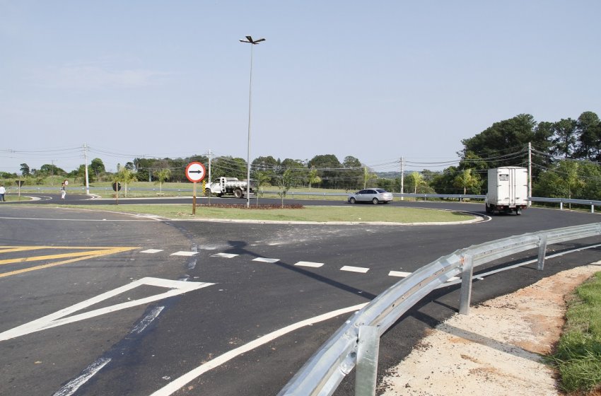 PREFEITURA DE JAGUARIÚNA INAUGURA NOVO ACESSO À ESTRADA ALBERTO MACEDO  JÚNIOR ‹ O Regional