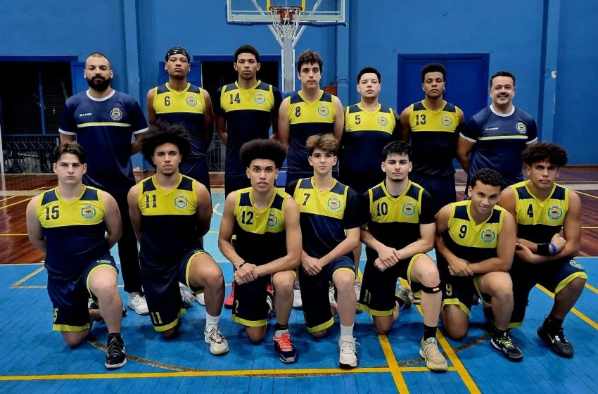 EQUIPE SUB 18 DE BASQUETE JAGUARIUNENSE DISPUTA A SEMIFINAL DA COPA CBE