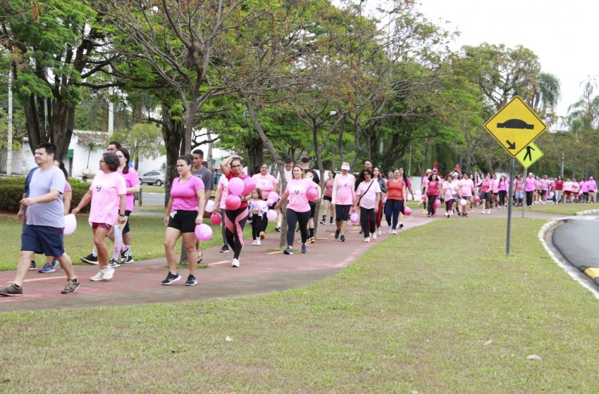 3ª CAMINHADA OUTUBRO ROSA MOBILIZA POPULAÇÃO NA PREVENÇÃO AO CÂNCER DE MAMA