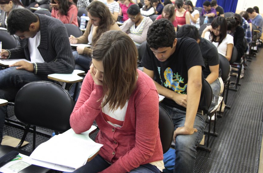 INSCRIÇÕES DO VESTIBULINHO PARA CURSO DE ADMINISTRAÇÃO DA ETEC JAGUARIÚNA TERMINAM NA PRÓXIMA TERÇA 