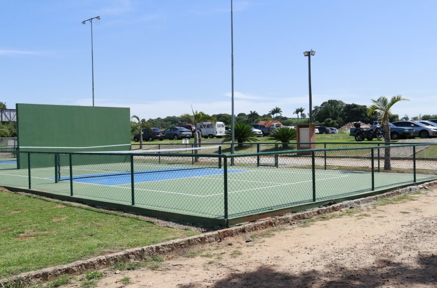 JAGUARIÚNA INAUGURA A 1ª QUADRA PÚBLICA DE PICKLEBALL DA REGIÃO 