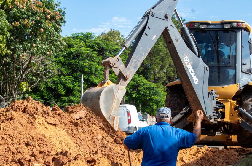 SAAEJA INICIA OBRA DE ADUTORA PARA ABASTECIMENTO DO RESERVATÓRIO DO JARDIM DOS IPÊS