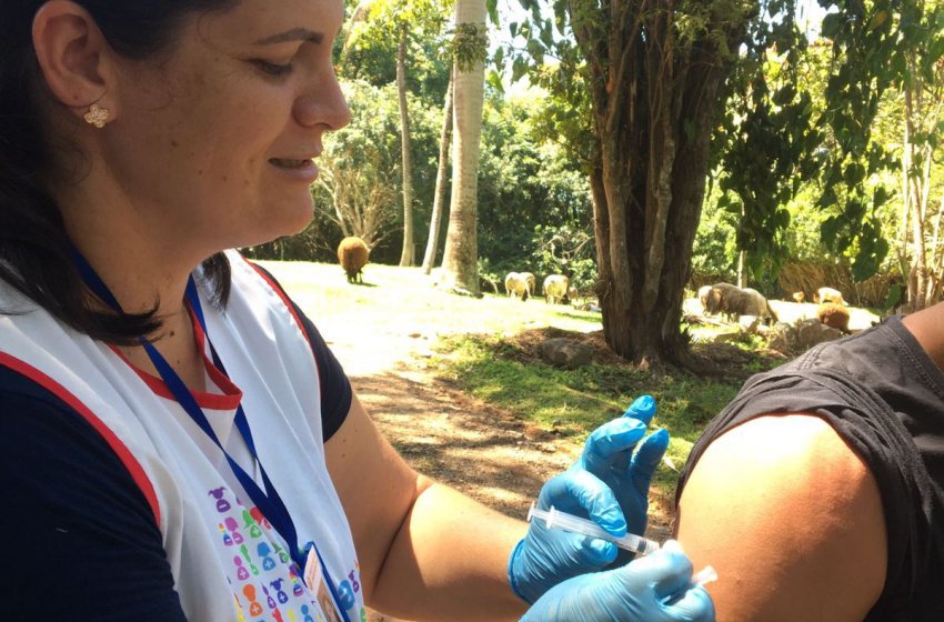 VACINAÇÃO CONTRA FEBRE AMARELA CONTINUA NOS BAIRROS FLORESTA E BOM JARDIM NESTE SÁBADO