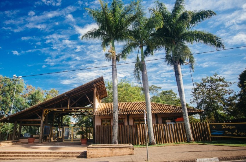 PARQUE DOS LAGOS RECEBE PROJETO ‘CANTAR EM LIBRAS’ NESTE SÁBADO