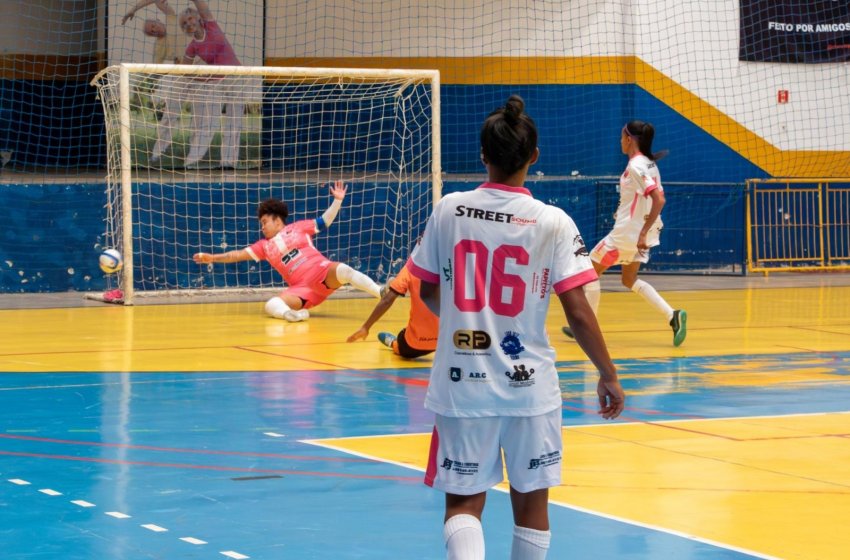 MUITOS GOLS NA TERCEIRA RODADA DO FUTSAL FEMININO 