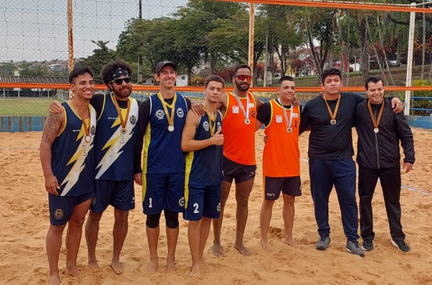   VÔLEI DE PRAIA MOVIMENTOU O AZULÃO COM OITO DUPLAS NA V COPA JAGUARIÚNA 