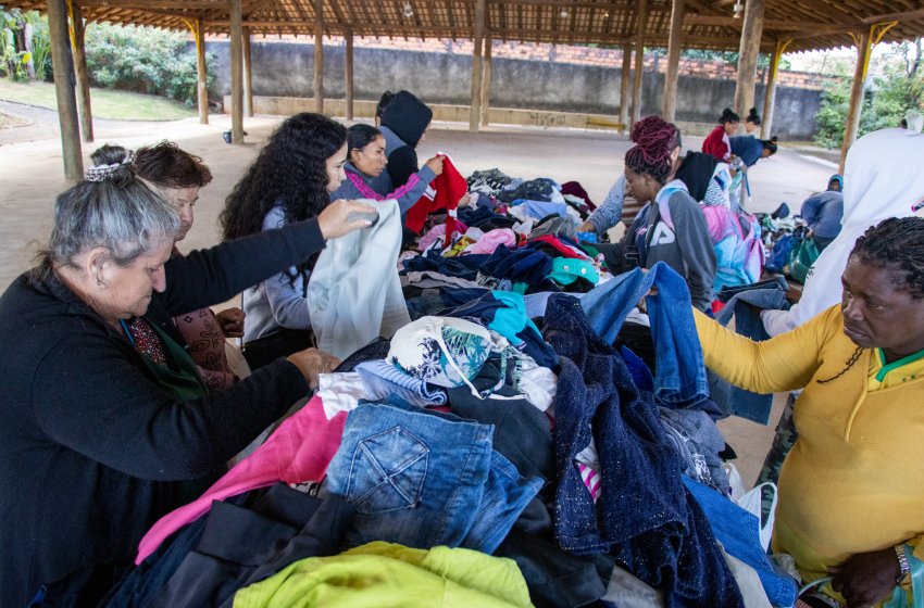 ‘JAGUARIÚNA SOLIDÁRIA’ ATENDE MORADORES DO BAIRRO ROSEIRA DE CIMA