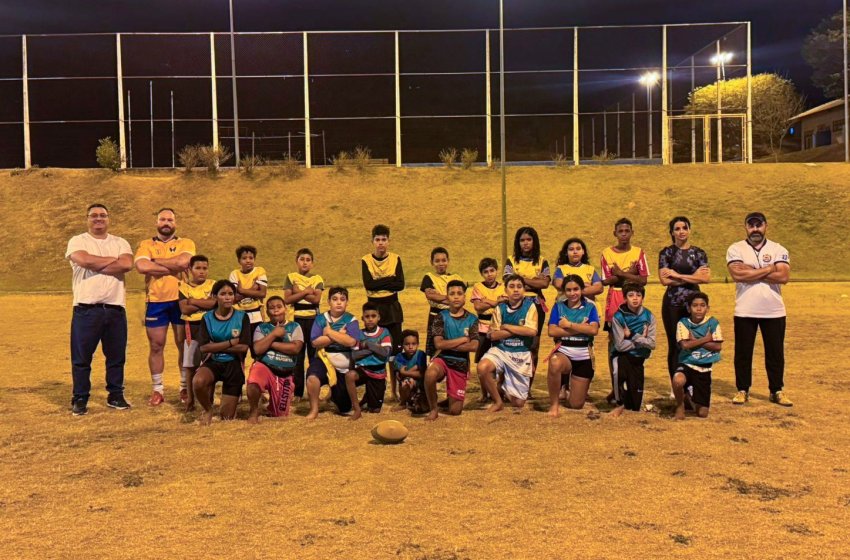 JOGADOR DA SELEÇÃO BRASILEIRA DE RUGBY VISITA PROJETO PRIMEIROS PASSOS