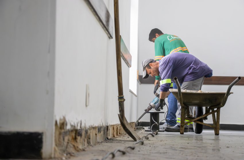 PREFEITURA DE JAGUARIÚNA INICIA REFORMA DO VELÓRIO MUNICIPAL