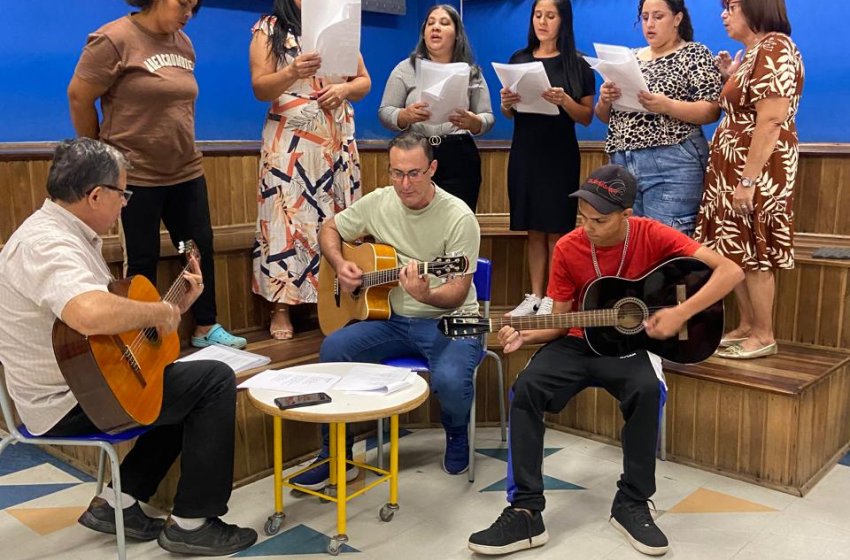 CENTRO DE EDUCAÇÃO DE JOVENS E ADULTOS REALIZA 1ª MOSTRA CULTURAL 