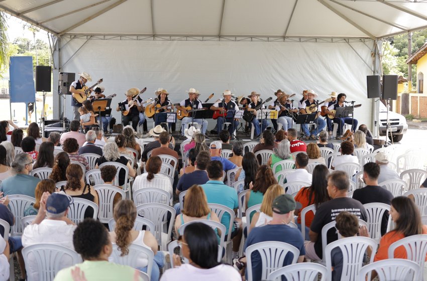 CAFÉ COM VIOLA LOTA ESTAÇÃO DE GUEDES NA PRIMEIRA EDIÇÃO DO ANO
