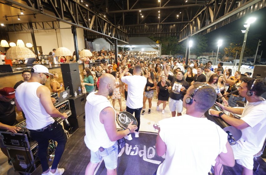 FESTIVAL DE VERÃO DE JAGUARIÚNA VOLTA A ACONTECER DE HOJE ATÉ DOMINGO 