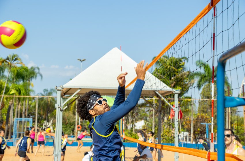 CAMPEONATO DE VÔLEI DE PRAIA PARA QUARTETOS TEM INSCRIÇÕES ABERTAS ATÉ DIA 19 DE MAIO