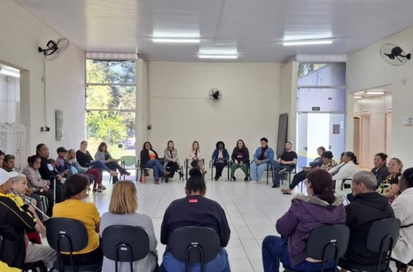 MAIO LARANJA: CRAS NASSIF PROMOVE RODA DE CONVERSA SOBRE COMBATE À VIOLÊNCIA SEXUAL INFANTIL