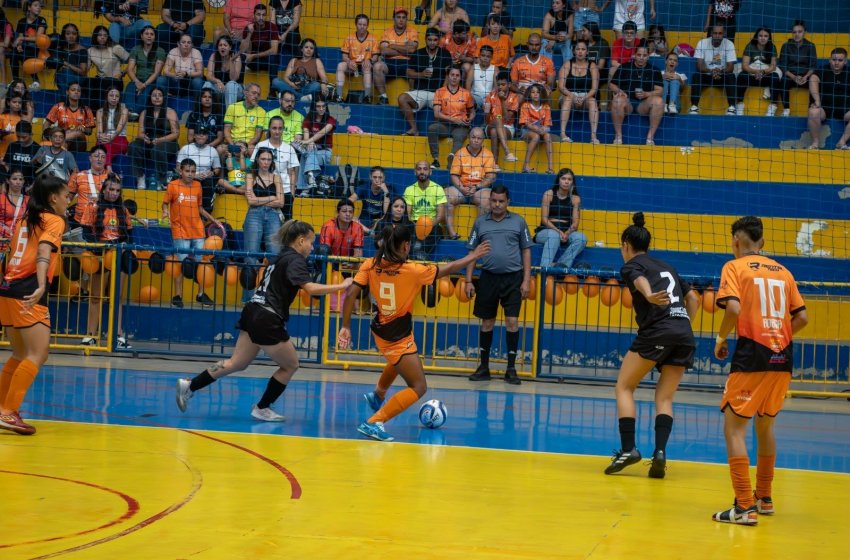 COPA JAGUARIÚNA DE FUTSAL FEMININO COMEÇA DOMINGO
