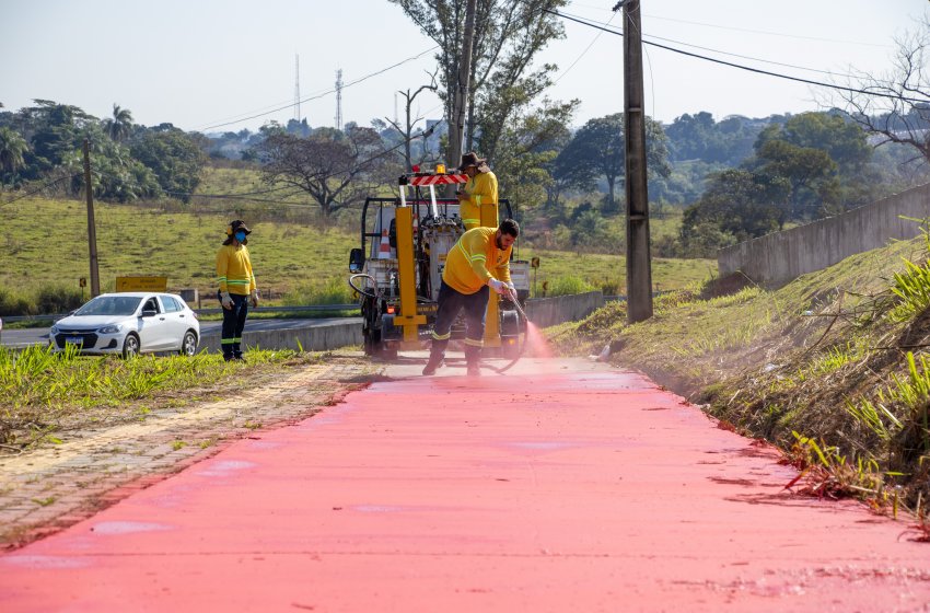 MOBILIDADE REALIZA PINTURA DA CICLOVIA DO FLORIANÓPOLIS 