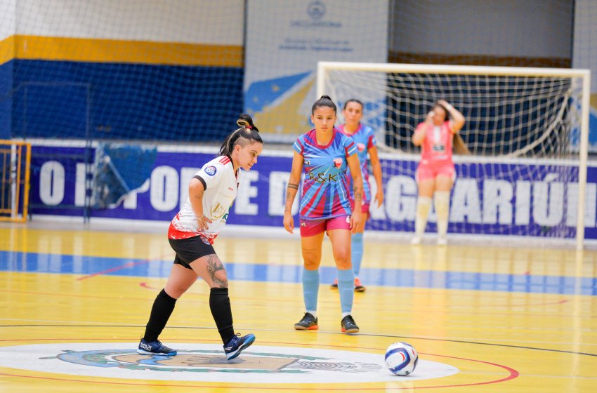 ADAGA ASSUME LIDERANÇA ISOLADA NA COPA JAGUARIÚNA DE FUTSAL FEMININO    