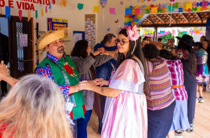 PRIMEIRA GRANDE FESTA JUNINA DO CAPS DE JAGUARIÚNA REÚNE MAIS DE 100 PESSOAS