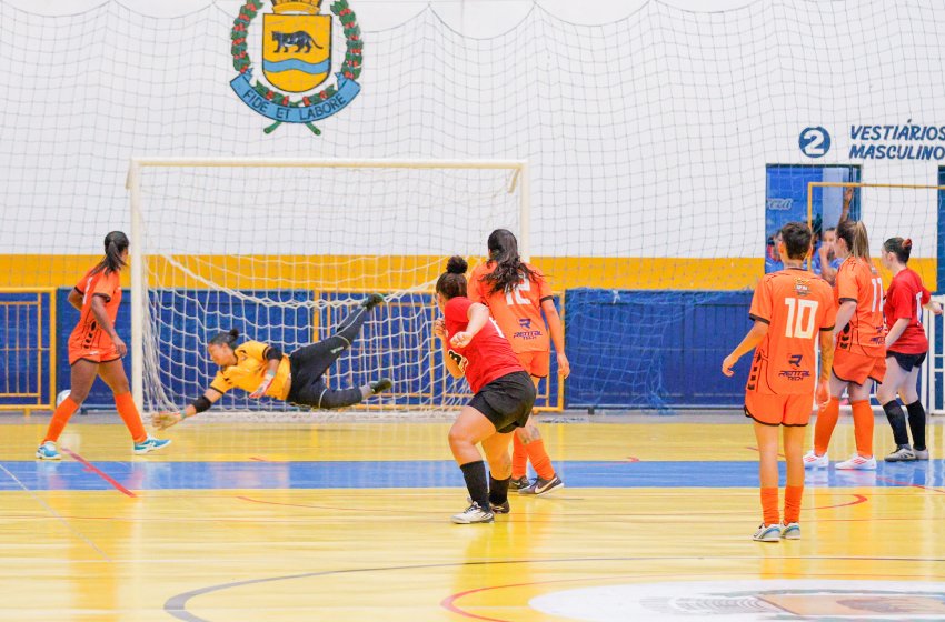 COPA JAGUARIÚNA DE FUTSAL FEMININO TEM RODADA DECISIVA    