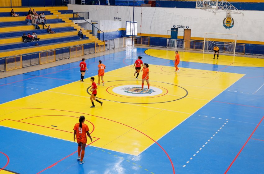 DEFINIDOS OS SEMIFINALISTAS DA COPA JAGUARIÚNA DE FUTSAL FEMININO    