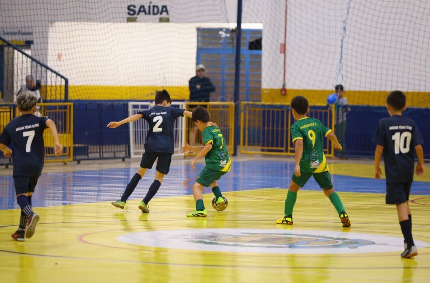 2ª COPA DE FUTSAL INFANTIL É ENCERRADA COM FINAIS EMOCIONANTES E GRANDE PÚBLICO NO AZULÃO
