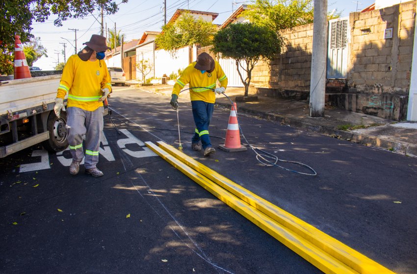 PINTURA DA SINALIZAÇÃO DE SOLO CONTINUA NO SÃO JOSÉ