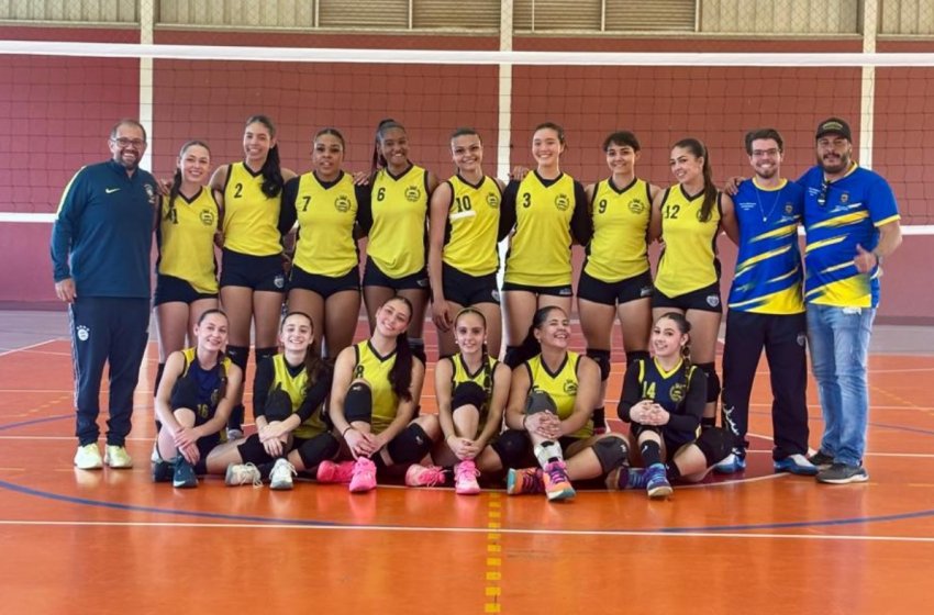 JAGUARIÚNA AVANÇA ÀS QUARTAS DE FINAL DO VÔLEI FEMININO SUB-21 NOS JOGOS REGIONAIS