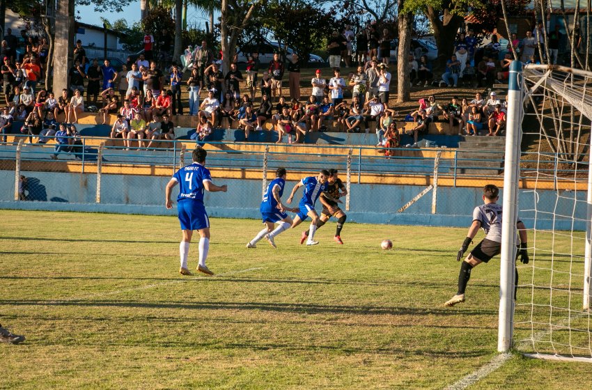 FINAIS DO AMADORZÃO DE FUTEBOL ACONTECEM NESTE SÁBADO NO AZULÃO