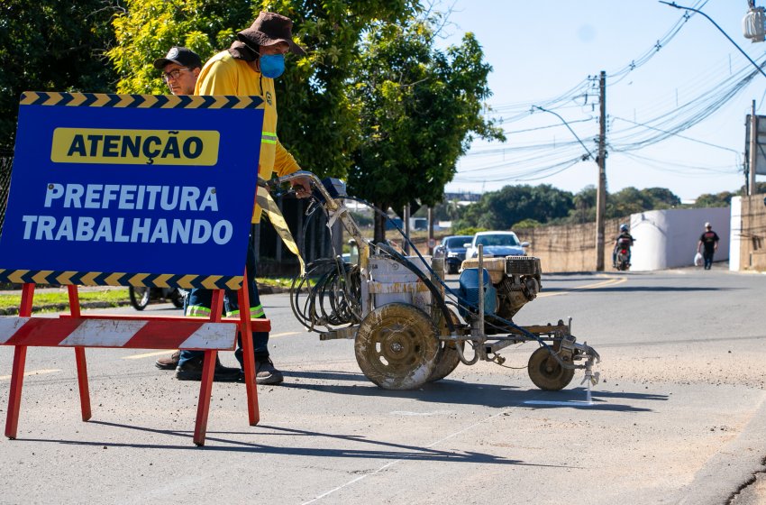 MOBILIDADE AMPLIA VAGAS DE ESTACIONAMENTO NA RUA MARANHÃO 