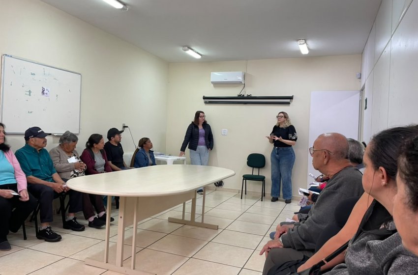 AÇÕES COMUNITÁRIAS DO AGOSTO LILÁS PROSSEGUEM EM JAGUARIÚNA 