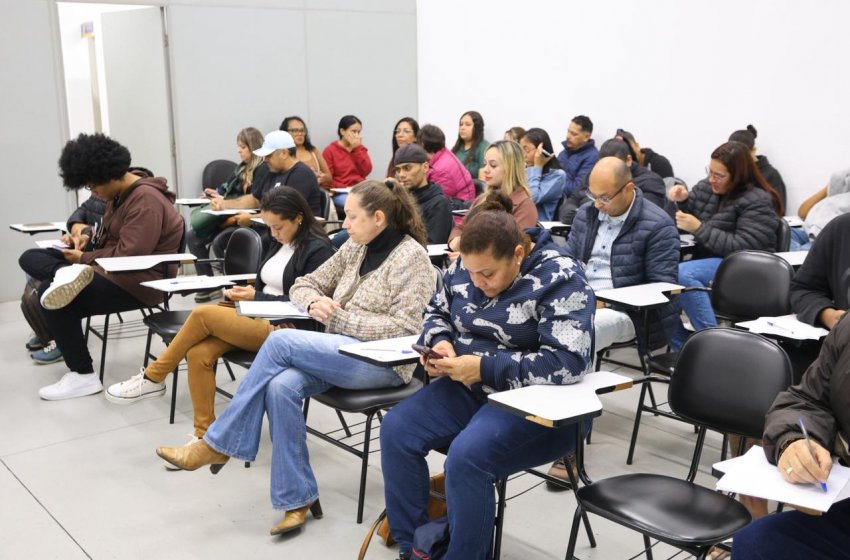PAT DE JAGUARIÚNA REALIZA MAIS UM MUTIRÃO DE EMPREGO NESTA SEGUNDA-FEIRA