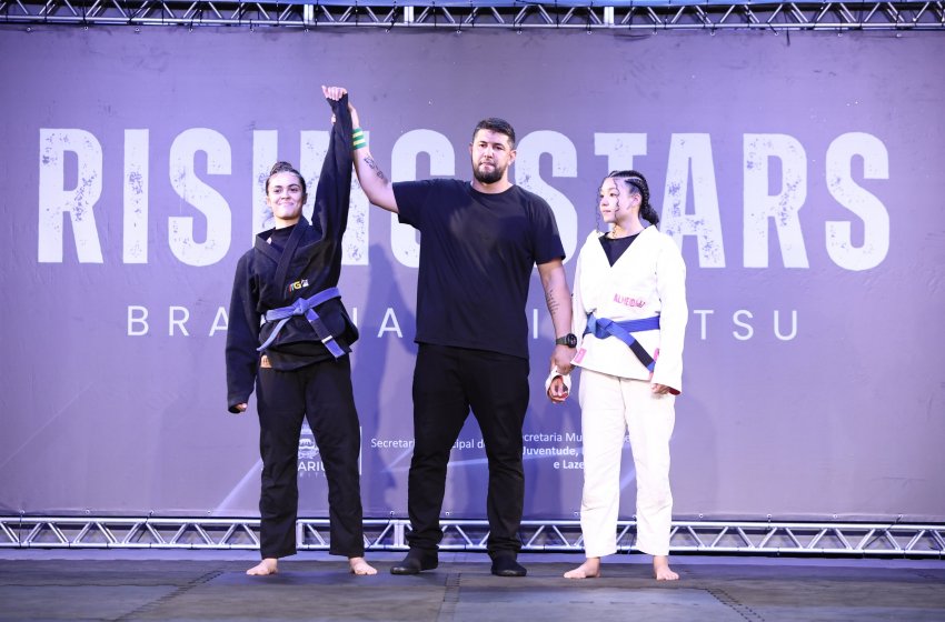 TEATRO DONA ZENAIDE SEDIOU NO DOMINGO O RISING STARS BRAZILIAN JIU JITSU   