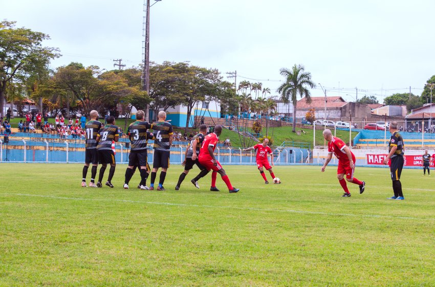 ENGRA E ROSEIRA MASTER EMPATAM E SEGUEM LIDERANDO O MUNICIPAL DE FUTEBOL SÊNIOR  