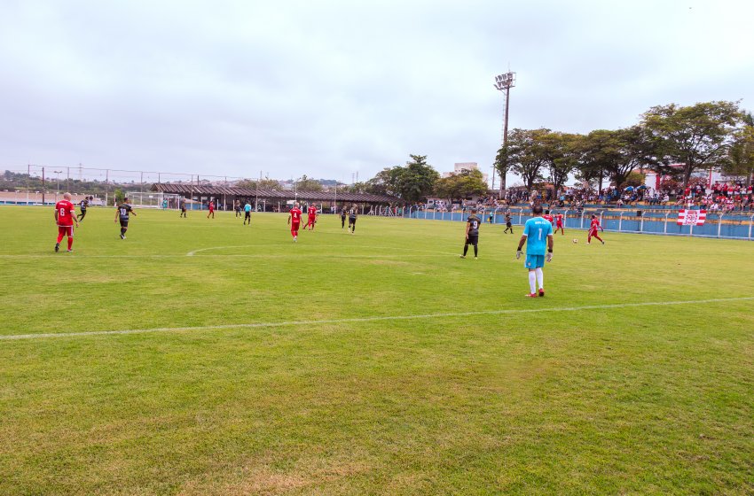 MUNICIPAL DE FUTEBOL SÊNIOR TEM DOIS JOGOS NO DOMINGO