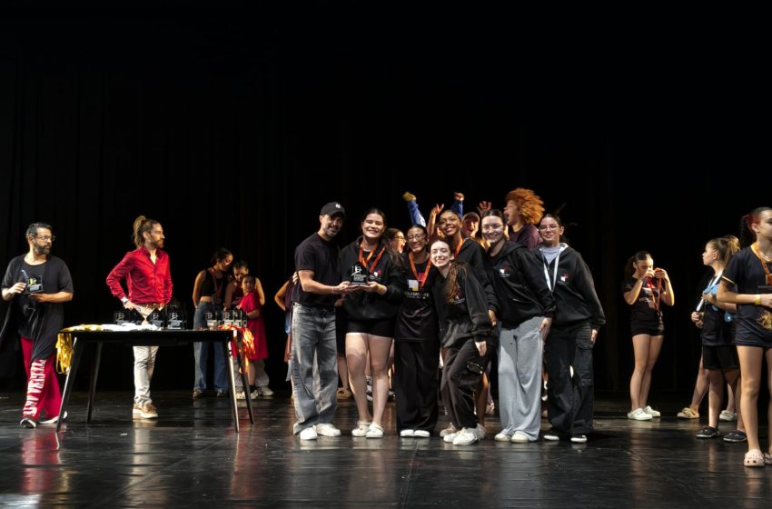 JAGUARIÚNA BRILHA NO FESTIVAL DE DANÇA EM VINHEDO