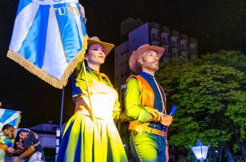 JAGUARIÚNA REALIZA REUNIÃO PARA ORIENTAÇÃO AOS PARTICIPANTES DO DESFILE DA IMPÉRIO DE CASA VERDE