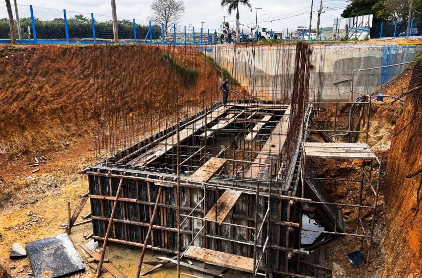 SAAEJA AVANÇA NA CONSTRUÇÃO DA ELEVATÓRIA DE ÁGUA TRATADA DA FAZENDA DA BARRA