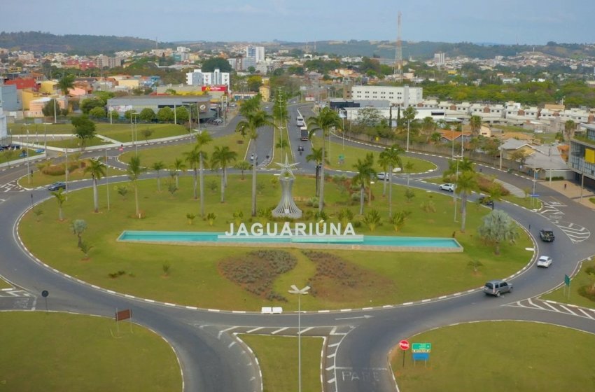PARABÉNS, JAGUARIÚNA!